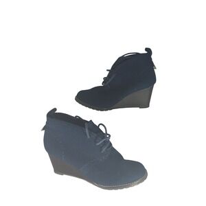 SO Wedge Ankle Booties 8 Navy Blue Lace Up Faux Suede Dark Academia